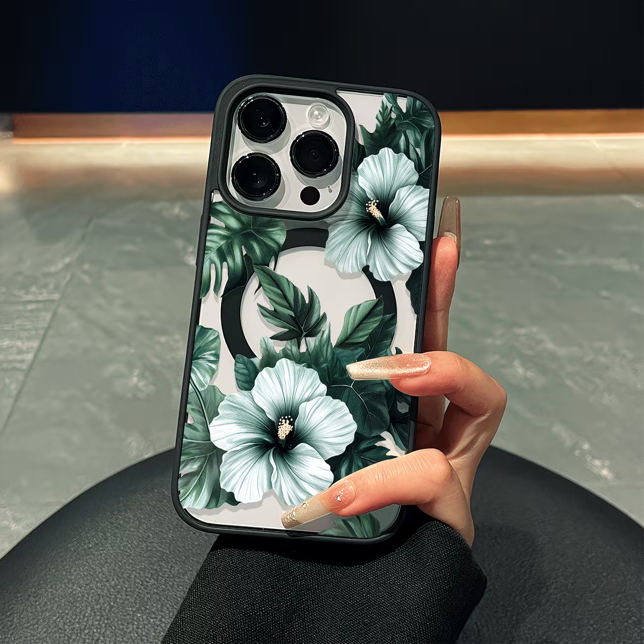 Phone Accessories Magnetic - グリーンフローラルプリントのiPhoneケース iPhone 17 16 15 14