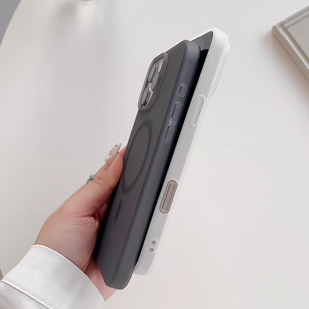 高級マット仕上げ MagSafe対応 iPhone 17 P - Phone Accessories And Cases のレビューと価格